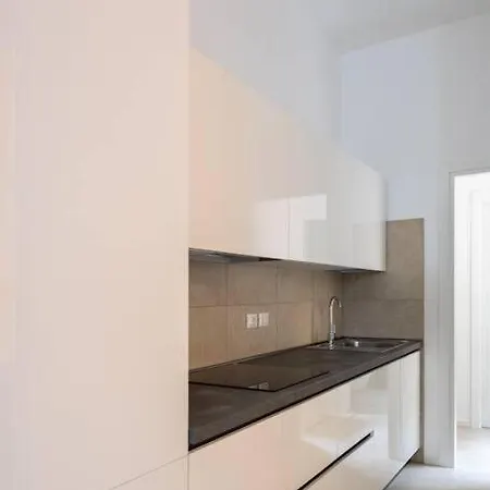 Isaia - 10 Minutes From Piazza Maggiore