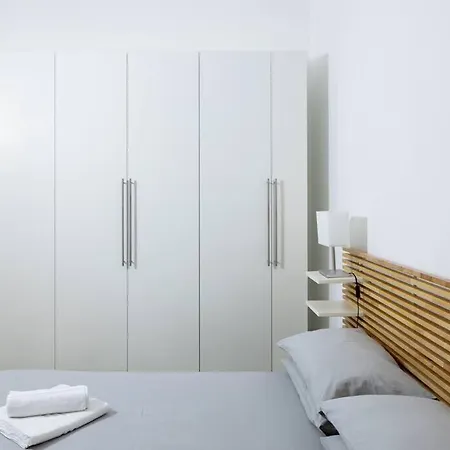 Isaia - 10 Minutes From Piazza Maggiore *