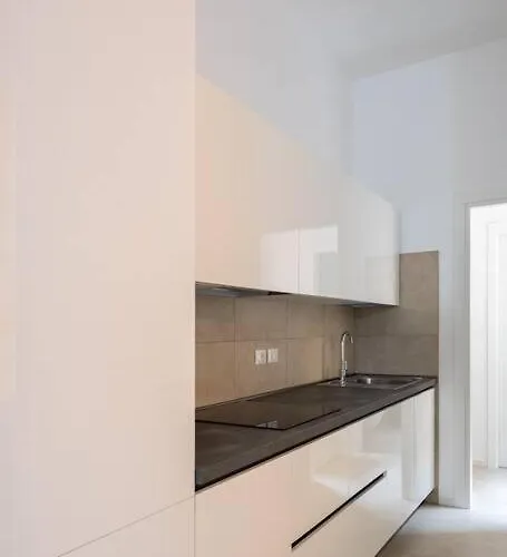 Isaia - 10 Minutes From Piazza Maggiore