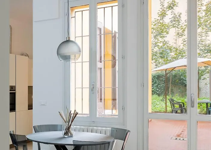 Isaia - 10 Minutes From Piazza Maggiore *