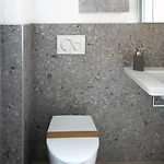 Isaia - 10 Minutes From Piazza Maggiore Διαμέρισμα Μπολόνια