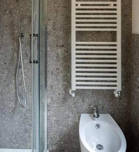 Διαμέρισμα Isaia - 10 Minutes From Piazza Maggiore *